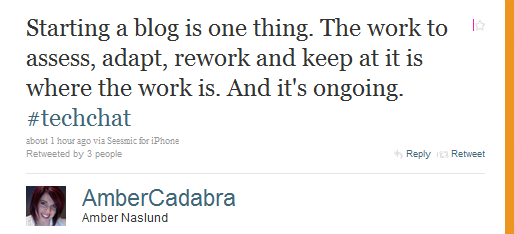 Tweet from Amber Naslund on blogging habit